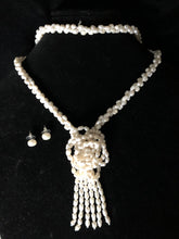 Load image into Gallery viewer, Rose white rice pearls necklace and earrings.