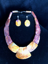 Load image into Gallery viewer, Lexi violet beige white color spondylus shell necklace and matching earrings.
