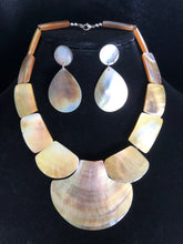 Load image into Gallery viewer, Beige white conch shell pearl necklace and matching earrings.
